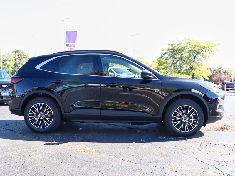 2026 Ford Escape PHEV | HYRBID | ROOF | HTD SEATS | ADPTV CRUISE