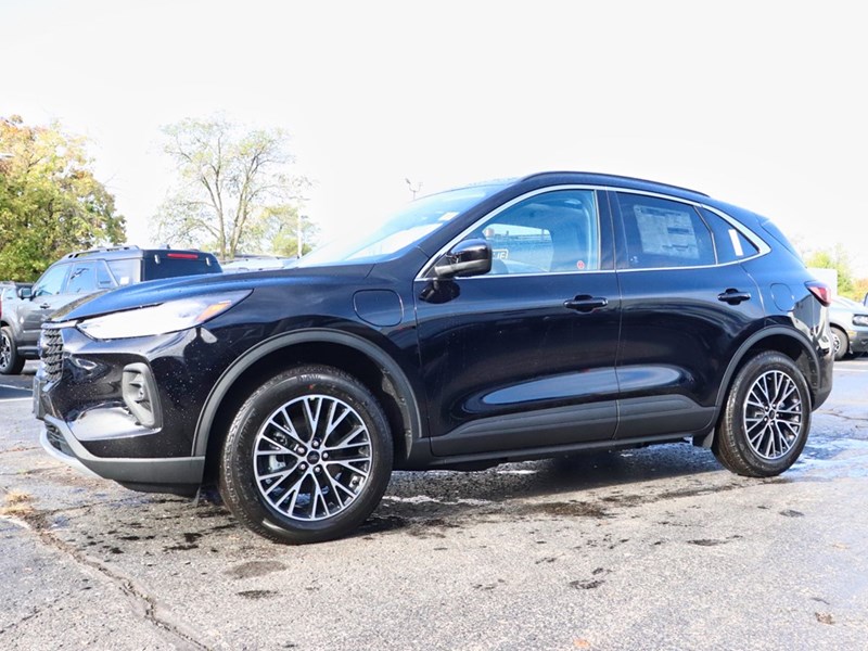 2026 Ford Escape PHEV | HYBRID | ROOF | ADPTV CRUISE | HTD STR WHL