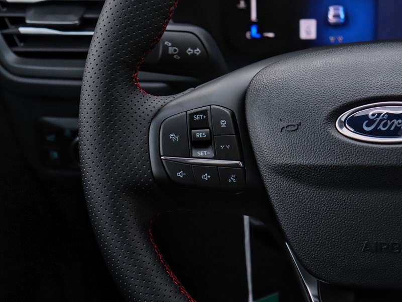 2026 Ford Escape ST-Line Select| AWD | HYBR| ROOF | TECH PK 1 | NAV