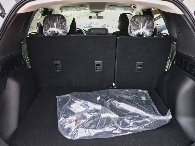 2026 Ford Escape Active| AWD | 1.5L | HTD STR WHL | BLIS | LED