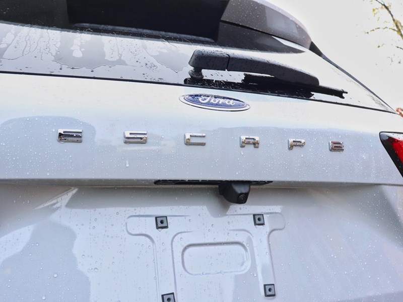 2026 Ford Escape Active| AWD | 1.5L | HTD STR WHL | BLIS | LED