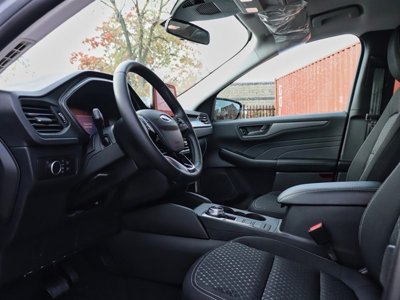 2026 Ford Escape Active| AWD | 1.5L | HTD STR WHL | BLIS | LED