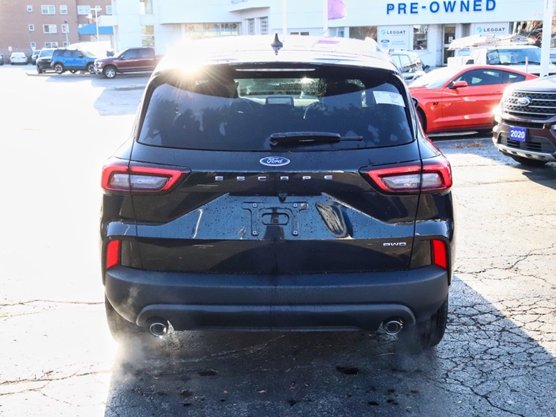 2026 Ford Escape ST-Line | AWD | 1.5L | HTD STR WHL | BLIS | LED