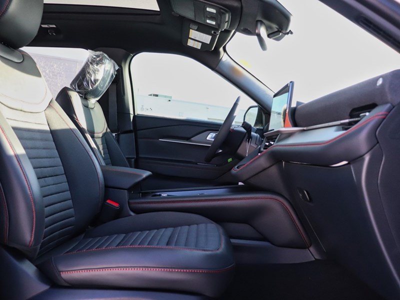 2026 Ford Explorer ST-Line | 4WD | ROOF | PREM PKG | STREET PK | 21s