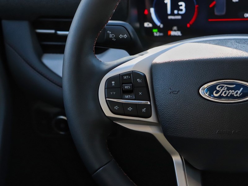 2026 Ford Explorer Active | 4WD | ACTV COMF | ROOF | PREM 20s