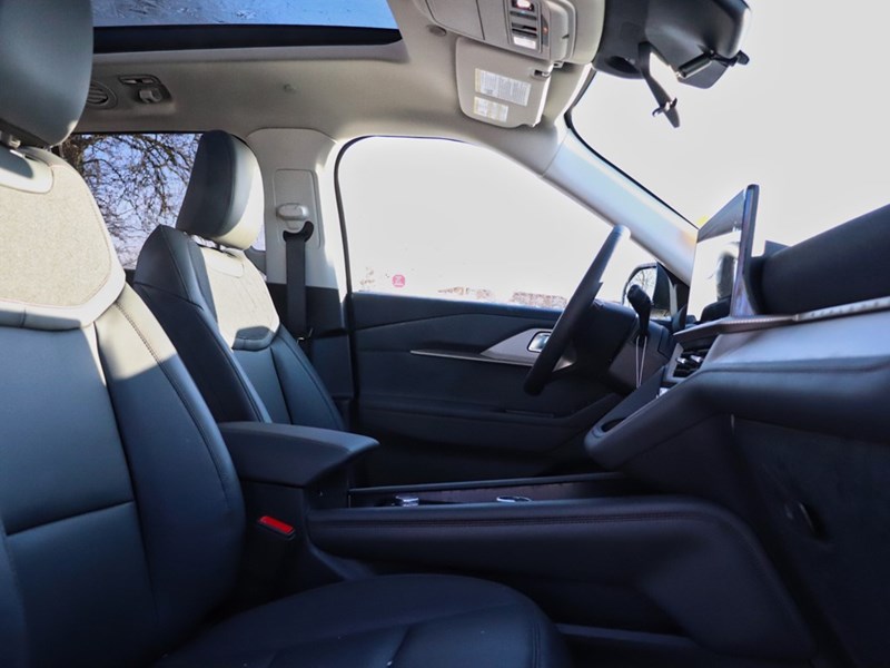 2026 Ford Explorer Active | 4WD | ACTV COMF | ROOF | PREM 20s