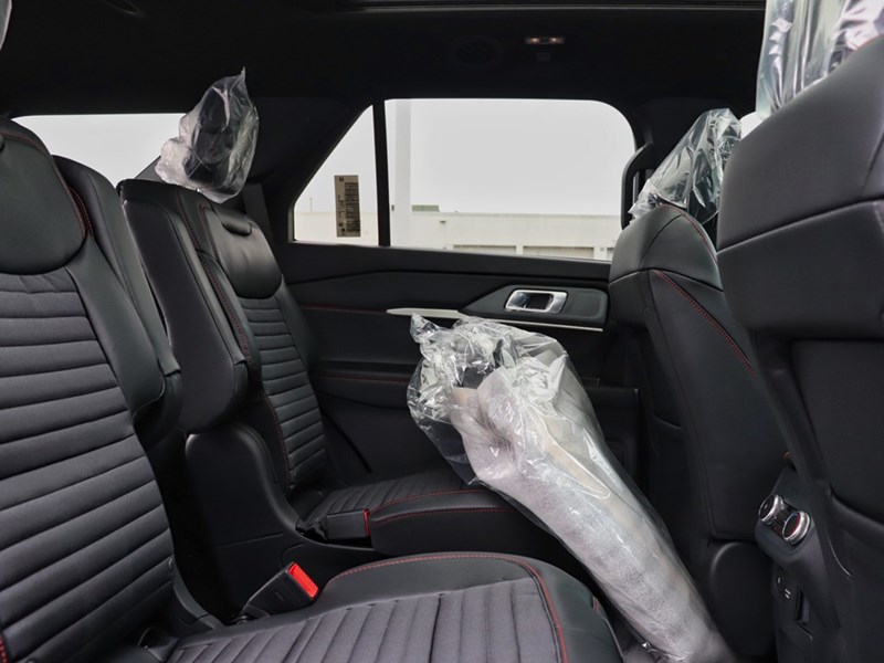 2026 Ford Explorer ST-Line | 4WD | ROOF | PREM PK | STREET PK | 21s