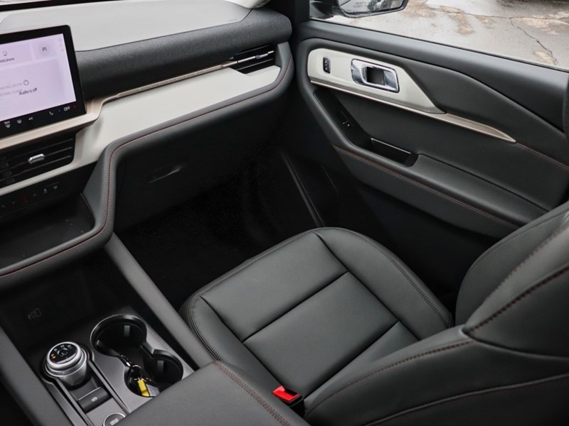 2026 Ford Explorer Active | 4WD | ROOF | COMF PKG | 20s