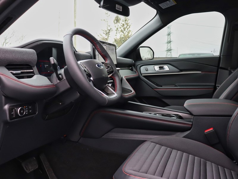 2026 Ford Explorer ST-Line | 4WD | ROOF | PREM PK | STREET PK | 21s