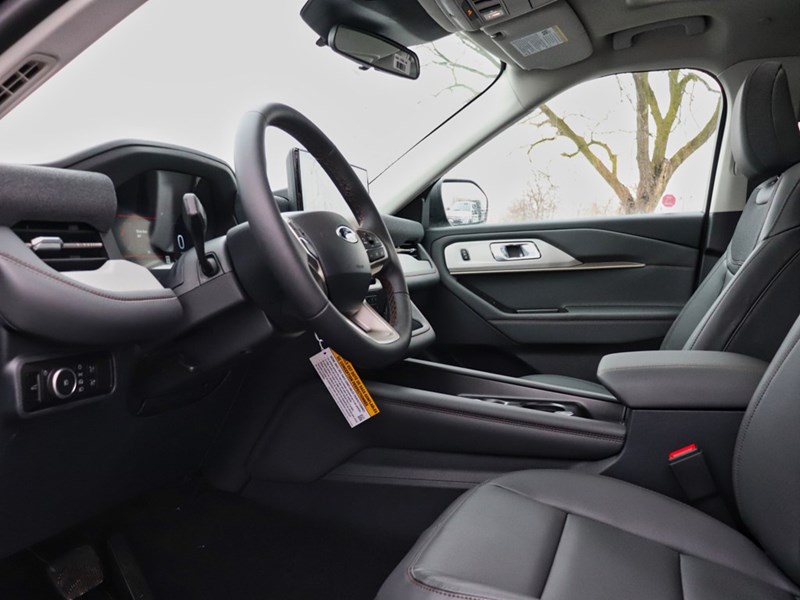 2026 Ford Explorer Active | 4WD | ROOF | COMF PKG | 20s