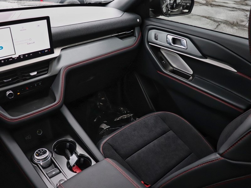 2026 Ford Explorer ST | 4WD | ROOF | 360 | ADPTV CRUISE | B&O | 21s