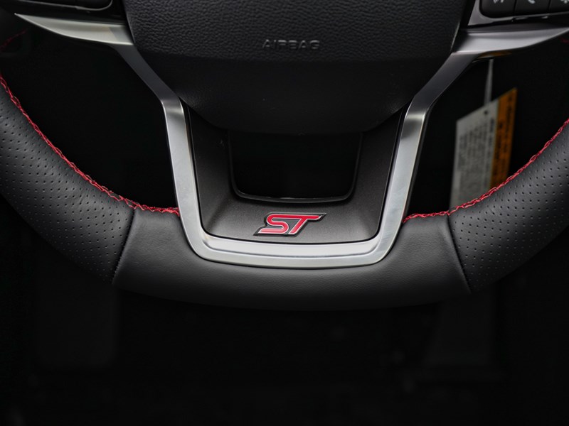 2026 Ford Explorer ST | 4WD | 3.0L | ROOF | TOW | 360 | HTD STR WHL