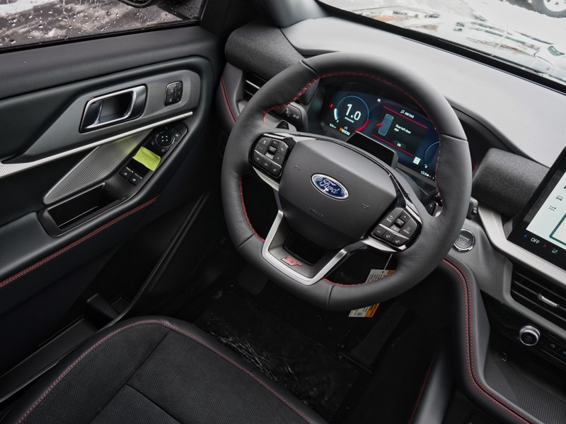 2026 Ford Explorer ST | 4WD | 3.0L | ROOF | TOW | 360 | HTD STR WHL