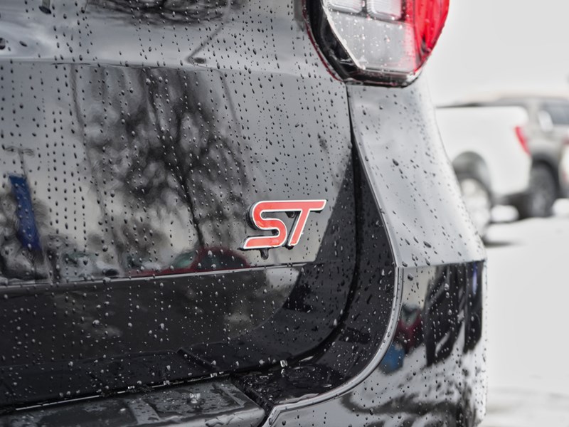 2026 Ford Explorer ST | 4WD | 3.0L | ROOF | TOW | 360 | HTD STR WHL