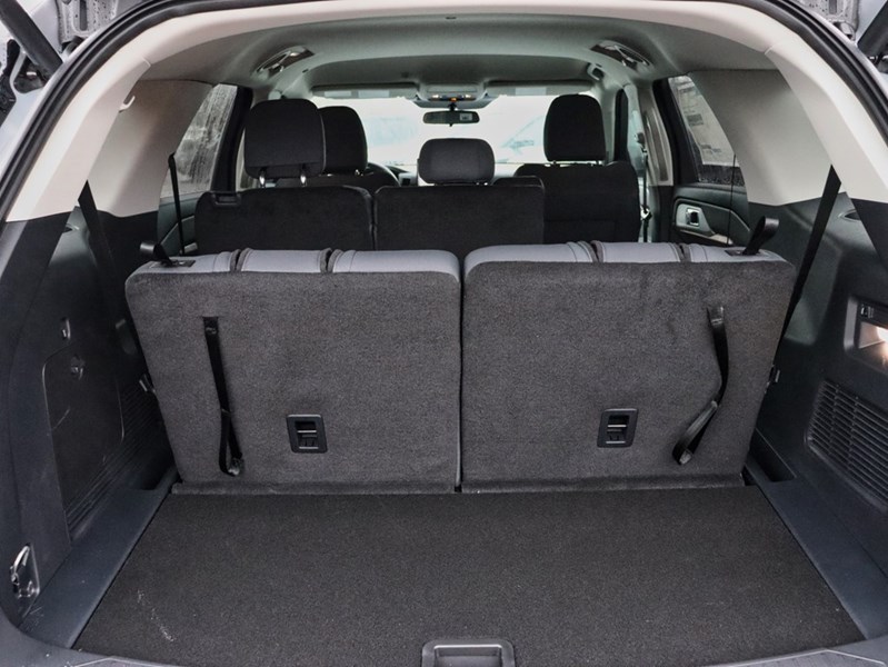 2026 Ford Explorer Active | 4WD | BENCH SEAT | 7 PASS