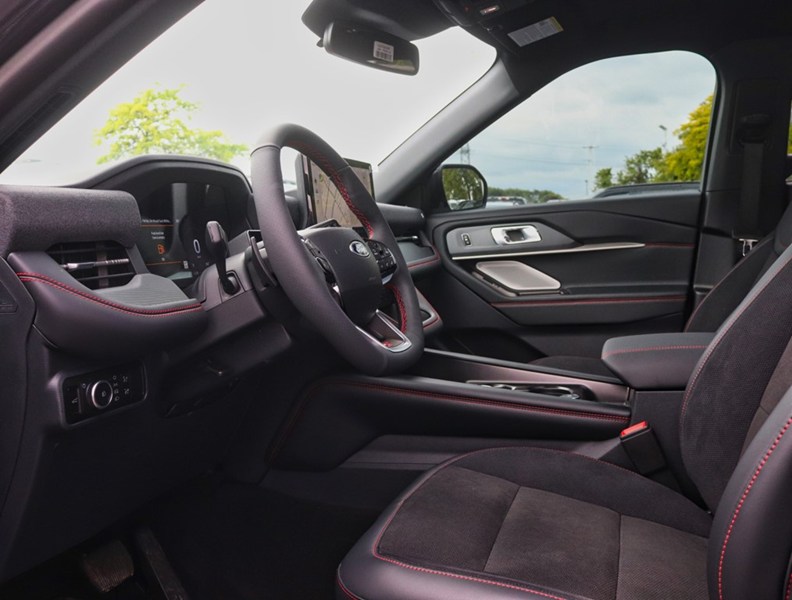 2026 Ford Explorer ST | 4WD | ROOF | 360 | ADPTV CRUISE | B&O | 21s