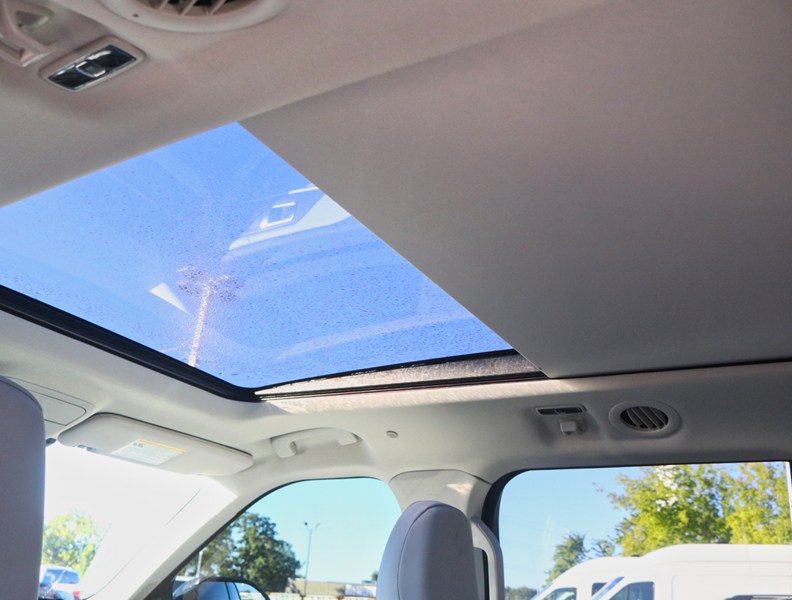 2026 Ford Explorer Platinum | 4WD | LUX PKG | 21s