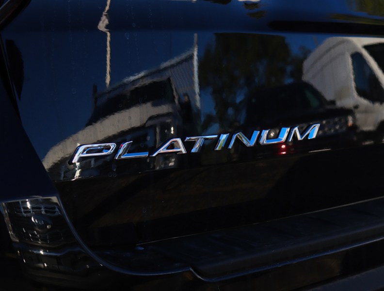 2026 Ford Explorer Platinum | 4WD | LUX PKG | 21s