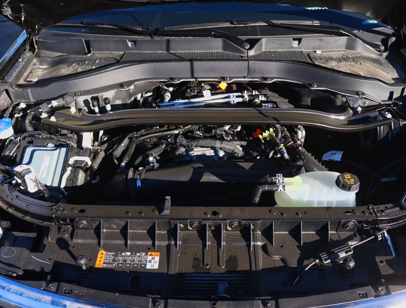 2026 Ford Explorer Platinum | 4WD | LUX PKG | 21s
