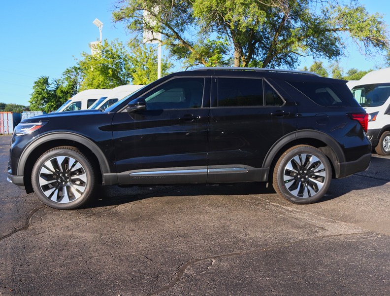 2026 Ford Explorer Platinum | 4WD | LUX PKG | 21s