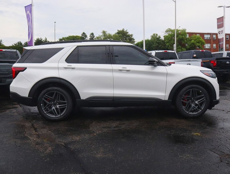 2026 Ford Explorer ST | 4WD | 3.0L | ROOF | TOW | 360 | HTD STR WHL