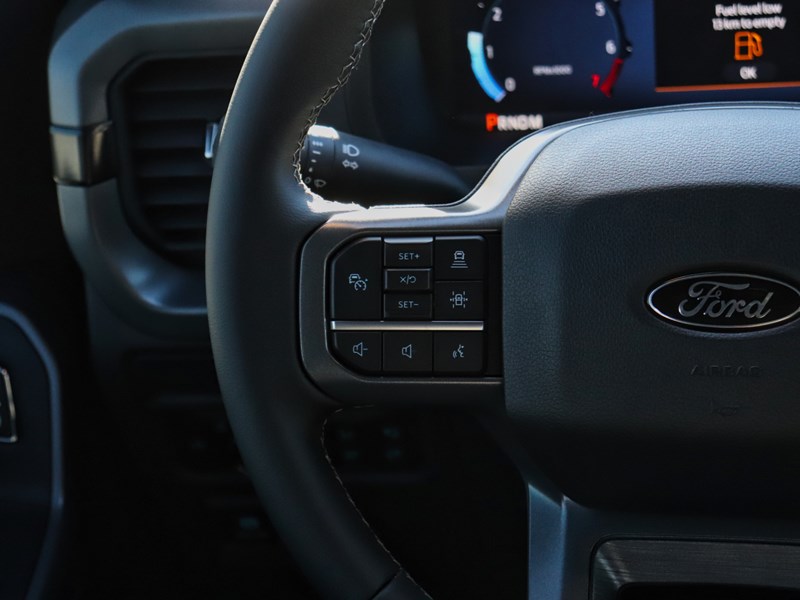 2026 Ford F-150 XLT | 4X4 | 2.7L | 302A | BLK PKG | 18s