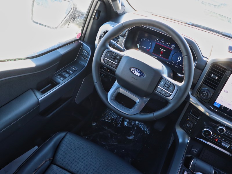 2026 Ford F-150 LARIAT | 4X4 | 3.5L | 502A | ROOF | BED UTL | 20s