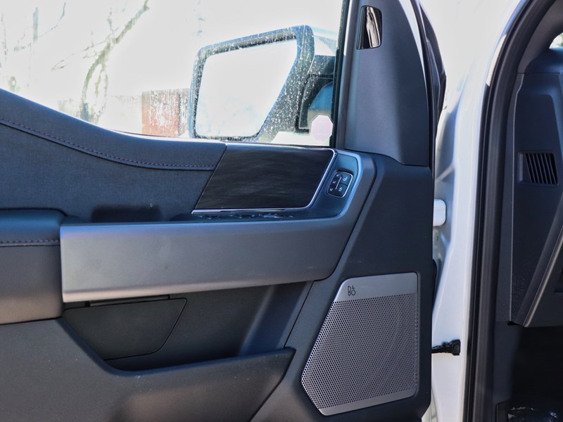 2026 Ford F-150 LARIAT | 4X4 | 3.5L | 502A | ROOF | BED UTL | 20s