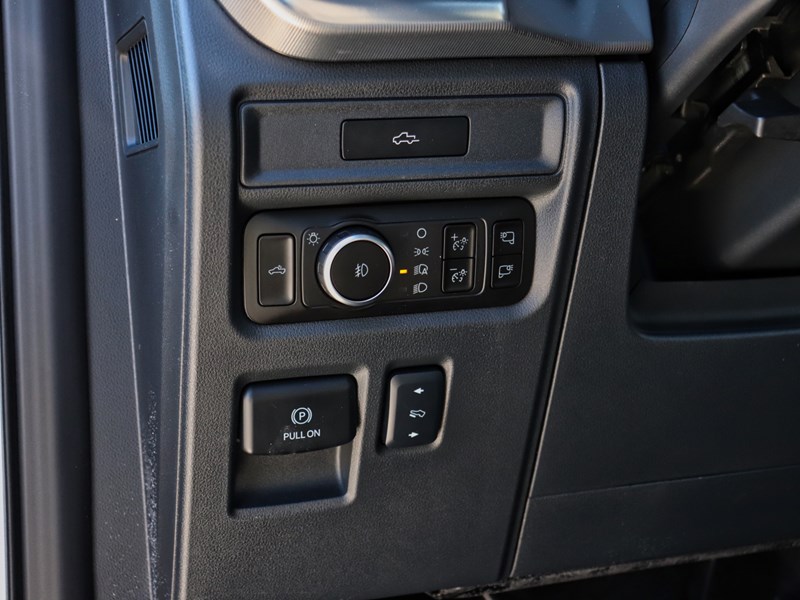 2026 Ford F-150 LARIAT | 4X4 | 3.5L | 502A | ROOF | BED UTL | 20s