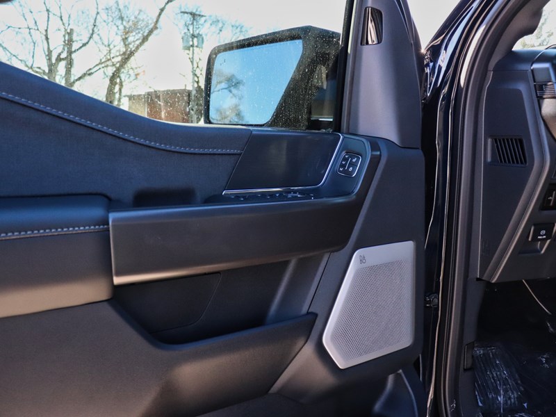 2026 Ford F-150 LARIAT | 4X4 | 5.0L | 502A |BLK PK |ROOF |BED UTL