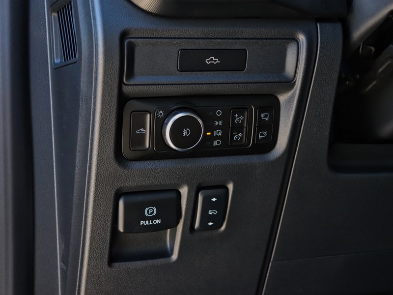 2026 Ford F-150 LARIAT | 4X4 | 5.0L | 502A |BLK PK |ROOF |BED UTL