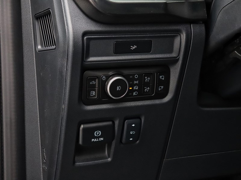 2026 Ford F-150 LARIAT | 4X4 | HYBRID | 501A | BLK PK | ROOF