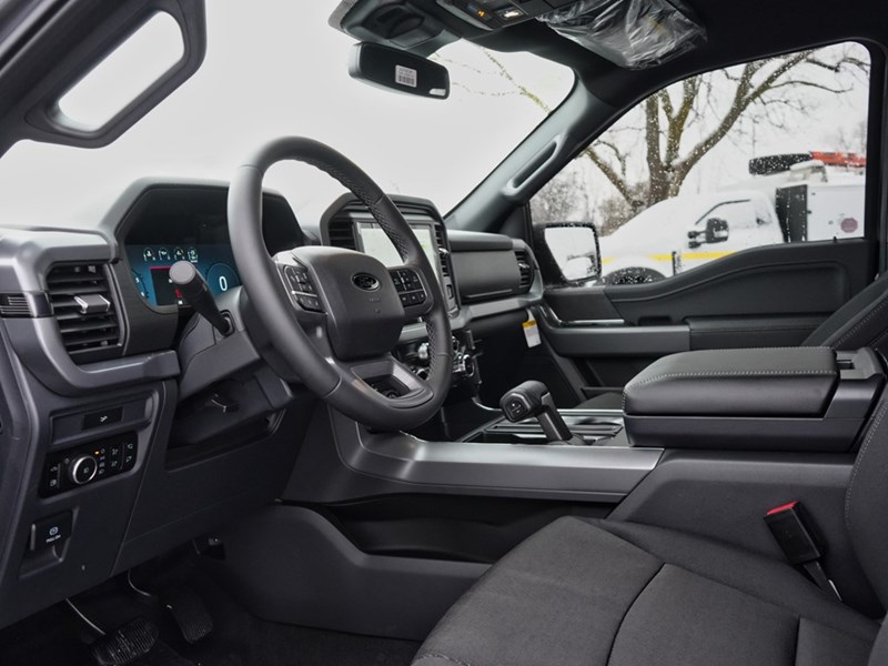 2026 Ford F-150 XLT | 4X4 | HYBRID | 302A |BLK PK |MB OFF |BED UTL