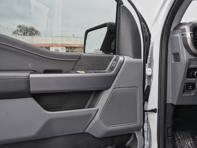 2026 Ford F-150 XLT | 4X4 | 5.0L | 301A | 157 | 18s