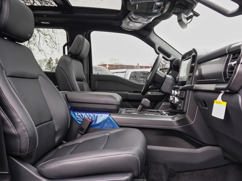 2026 Ford F-150 LARIAT | 4X4 | 3.5L | 501A | BLK PK | ROOF | BED U