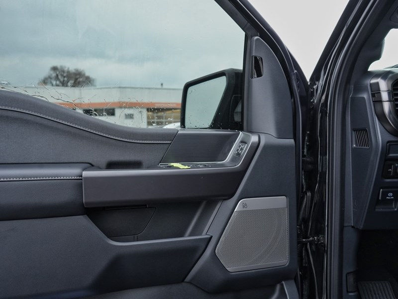 2026 Ford F-150 LARIAT | 4X4 | 3.5L | 501A | BLK PK | ROOF | BED U