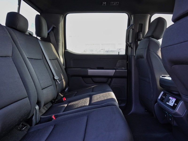 2026 Ford F-150 XLT | 4X4 | HYBRID | 302A |BLK PK |MB OFF |BED UTL