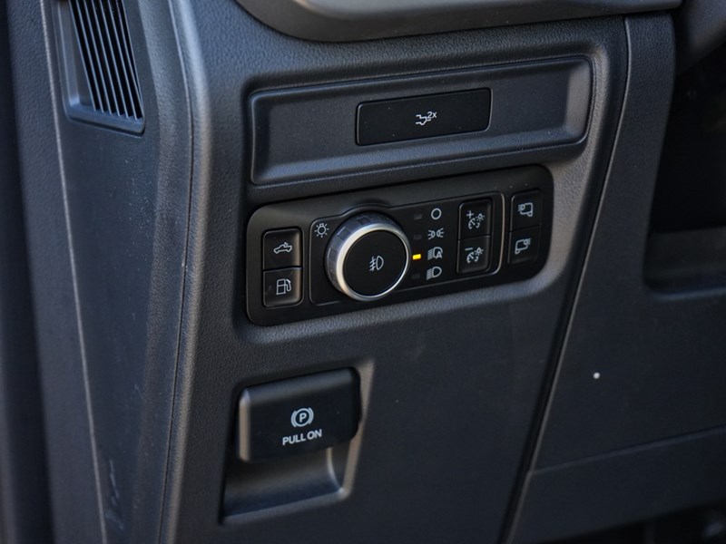 2026 Ford F-150 XLT | 4X4 | HYBRID | 302A |BLK PK |MB OFF |BED UTL