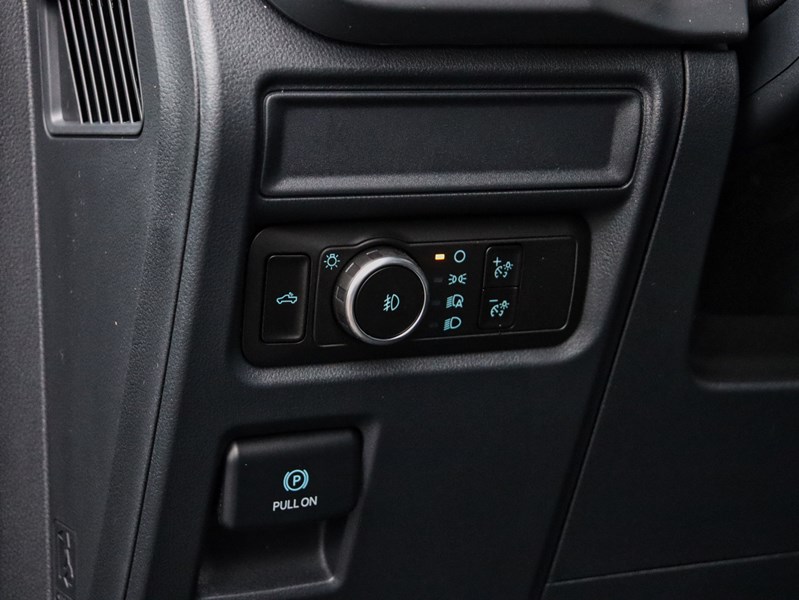 2026 Ford F-150 XLT | 4X4 | 2.7L | 301A |BLK PK | 18s