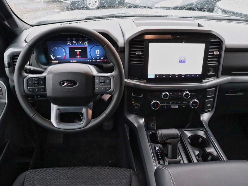 2026 Ford F-150 XLT | 4X4 | 2.7L | 301A |BLK PK | 18s