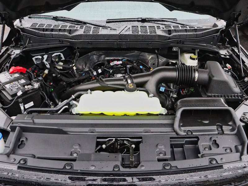 2026 Ford F-150 XLT | 4X4 | 2.7L | 301A |BLK PK | 18s