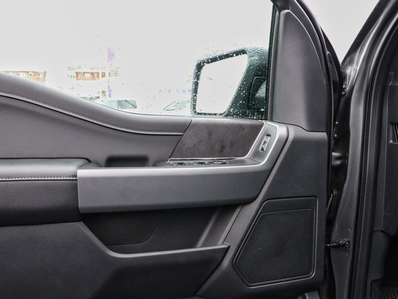 2026 Ford F-150 XLT | 4X4 | 2.7L | 301A |BLK PK | 18s