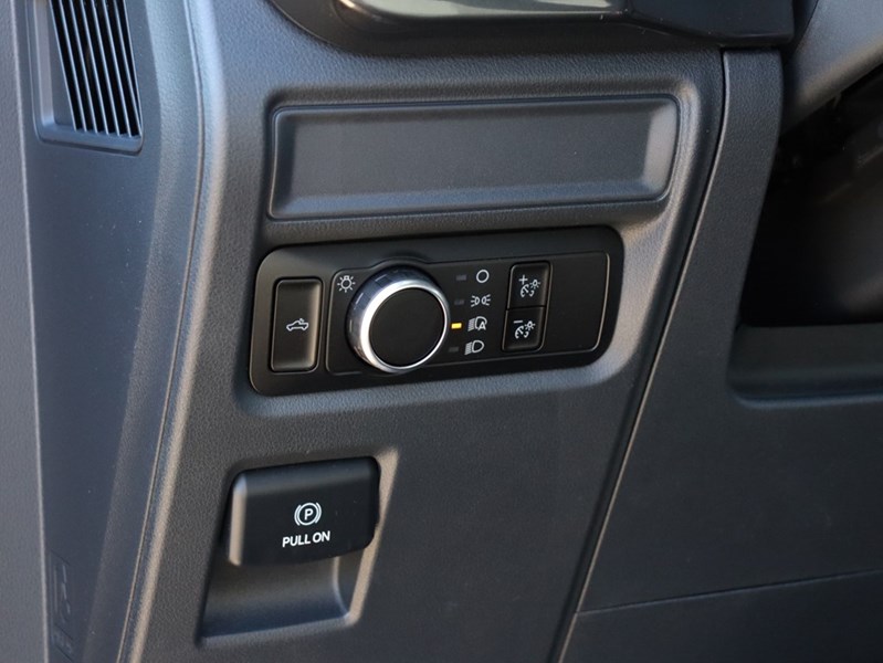 2026 Ford F-150 STX | 4X4 | 2.7L | 200B | 18s