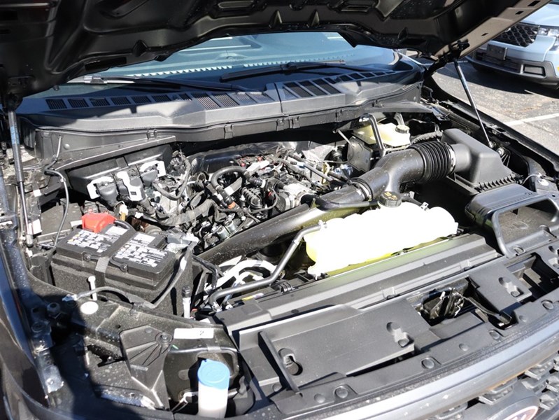 2026 Ford F-150 STX | 4X4 | 2.7L | 200B | 18s