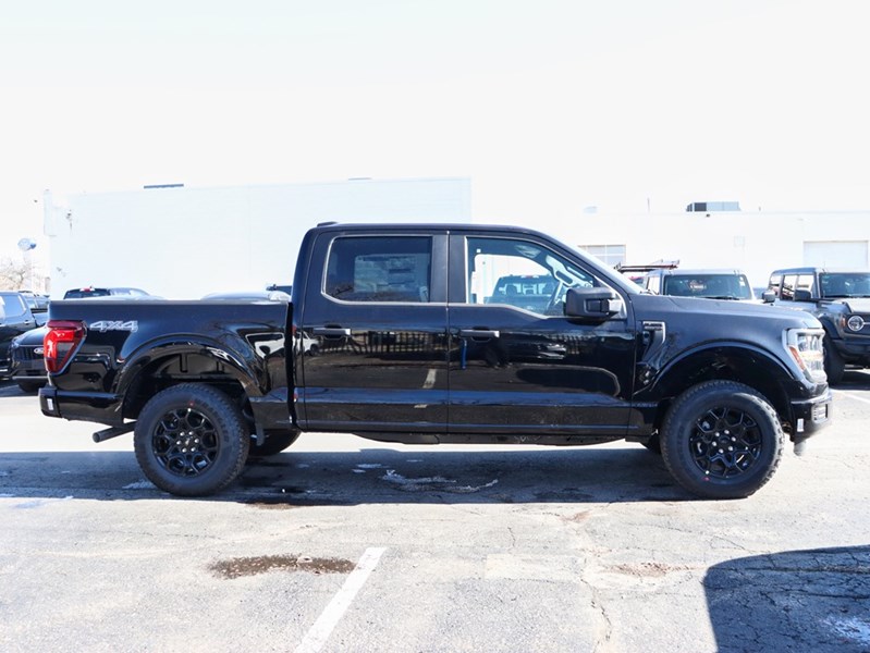 2026 Ford F-150 STX | 4X4 | 2.7L | 200B | 18s