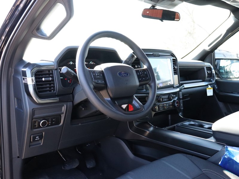 2026 Ford F-150 STX | 4X4 | 2.7L | 200B | 18s