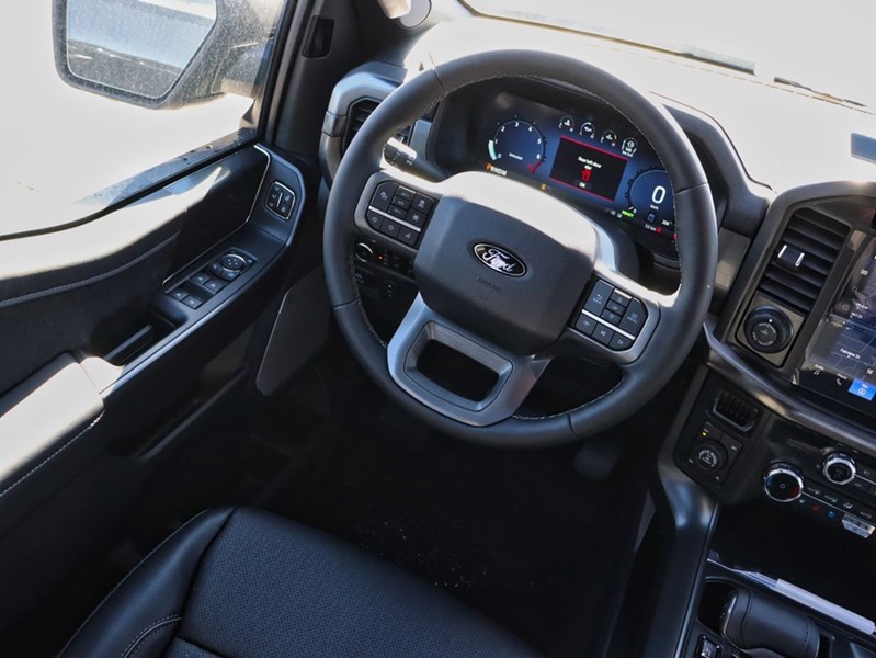 2026 Ford F-150 LARIAT | 4X4 | HYBRID | 501A | BLK PK | ROOF