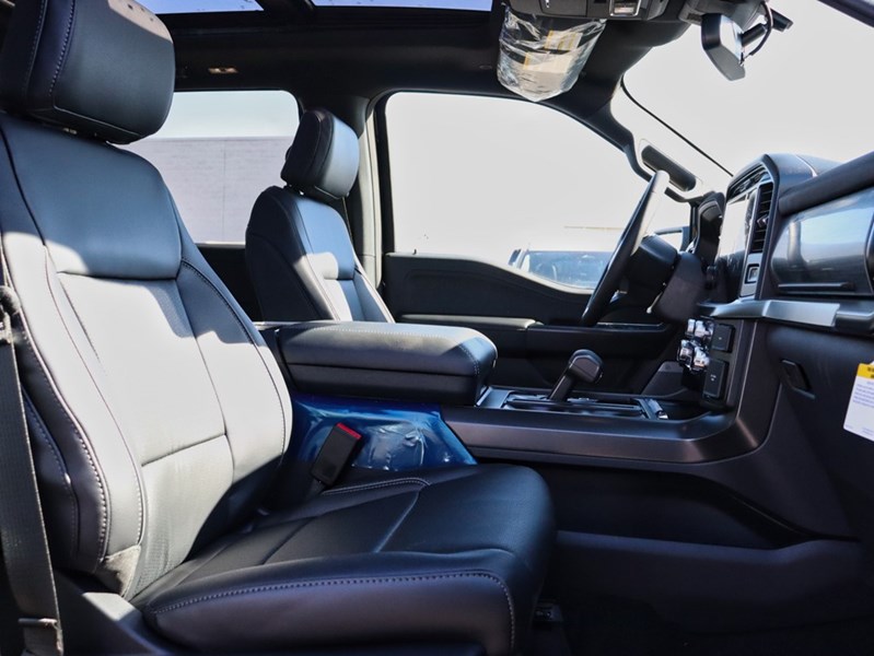 2026 Ford F-150 LARIAT | 4X4 | HYBRID | 501A | BLK PK | ROOF