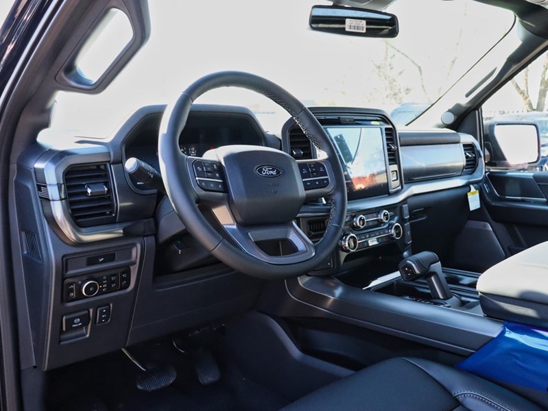 2026 Ford F-150 LARIAT | 4X4 | HYBRID | 501A | BLK PK | ROOF