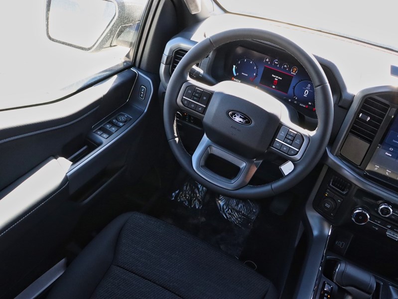 2026 Ford F-150 XLT | 4X4 | 3.5L | 301A | 157 | BLK PKG